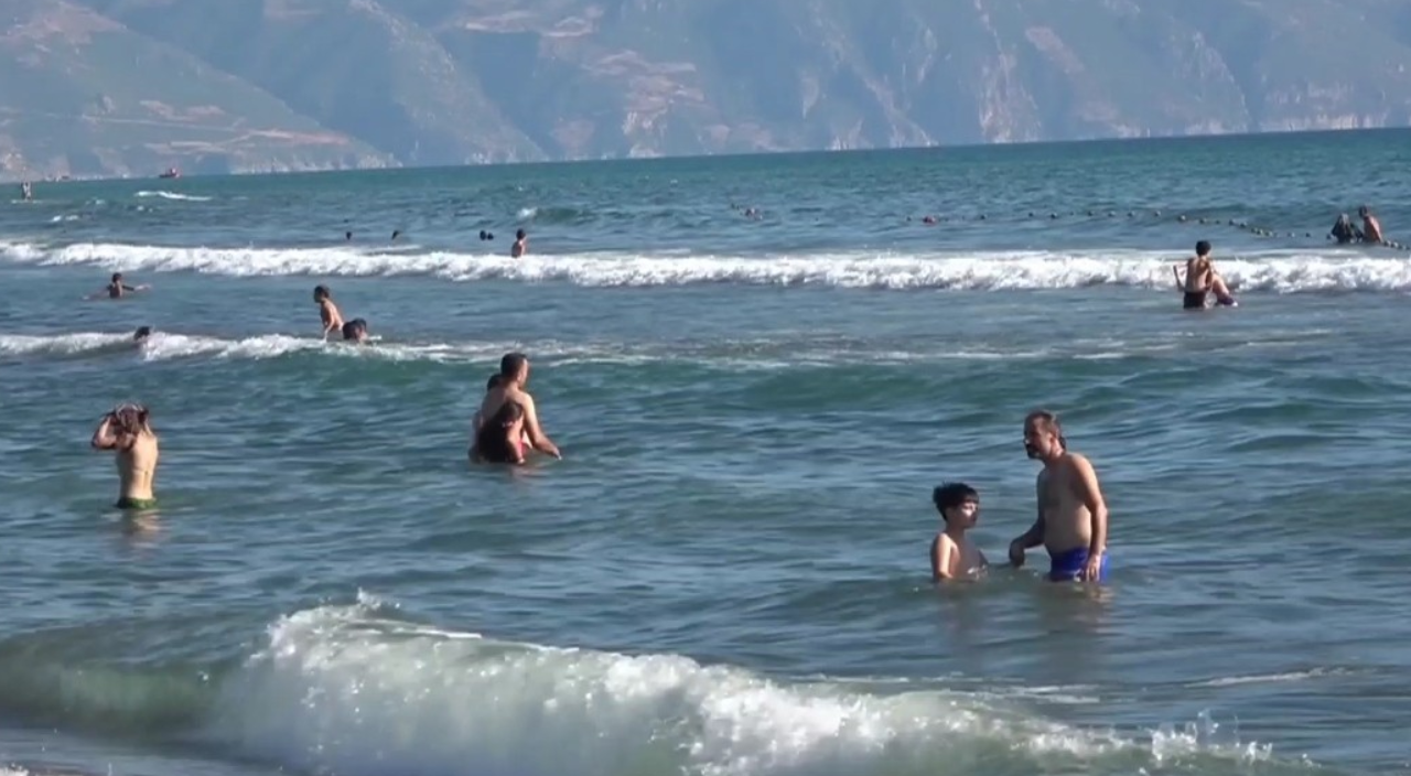 Petrol atıklarına rağmen yüzdü! Açıklaması ise pes dedirtti